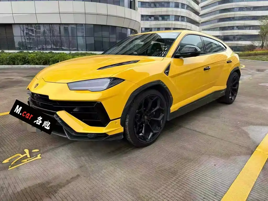 Lamborghini Urus 2023