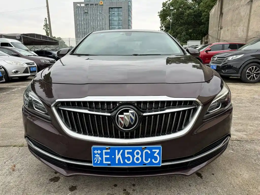 Buick LaCrosse 2018 — фото 2