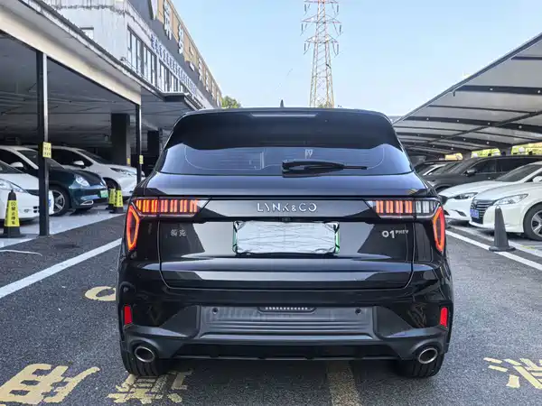 Lynk & Co 01 EM-P 2022