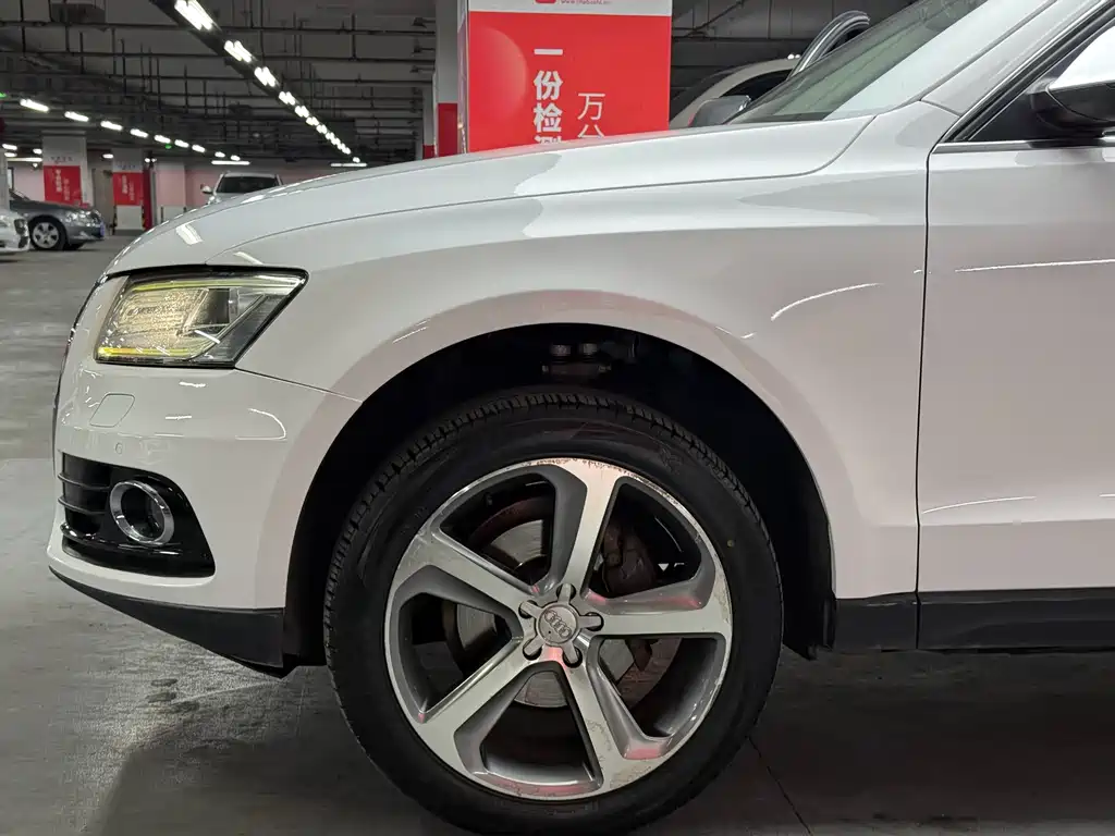 Audi Q5 2015 — фото 24