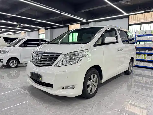 Toyota Alphard 2011
