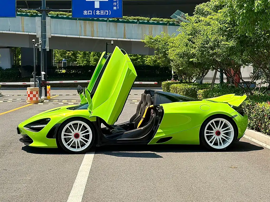 McLaren 720S 2020 — фото 4