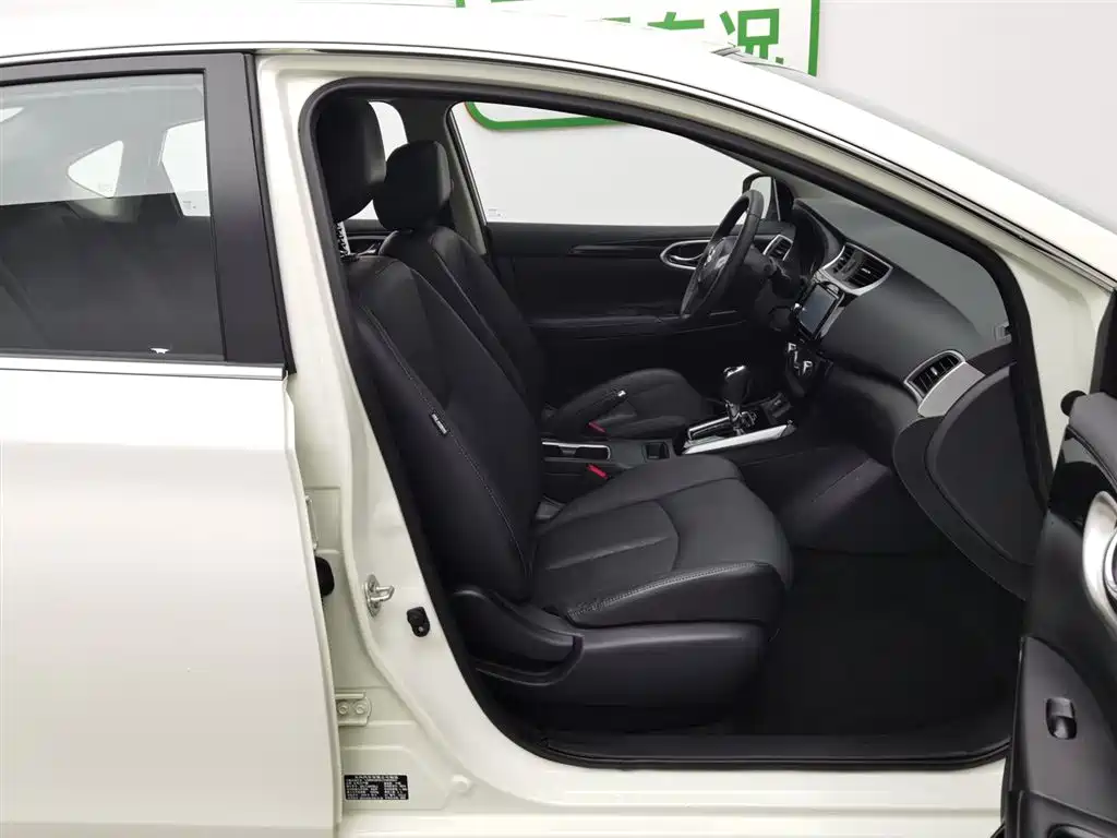 Nissan Sylphy 2018 — фото 23