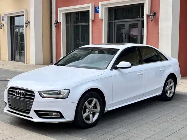 Audi A4L 2014