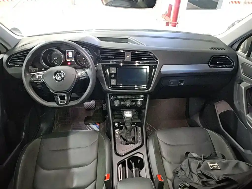 Volkswagen Tiguan L 2019 — фото 10