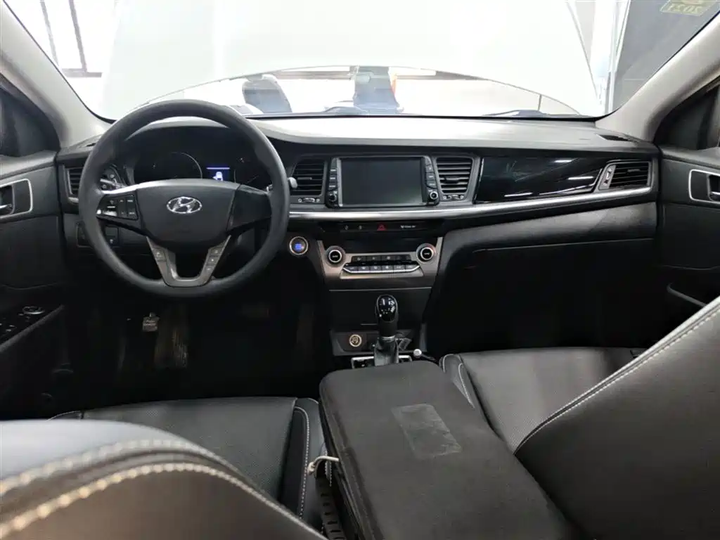Hyundai Mistra 2017 — фото 10