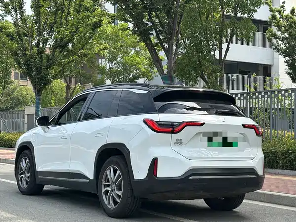 NIO ES6 2020