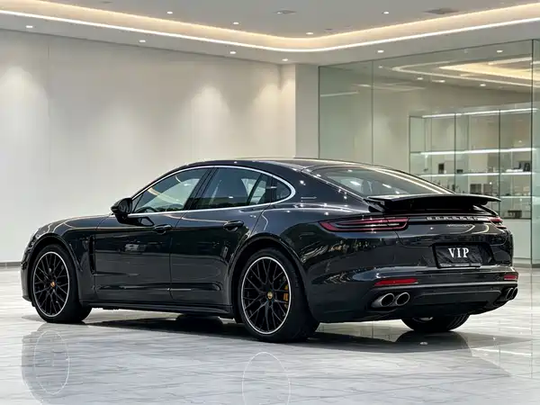 Porsche Panamera 2018