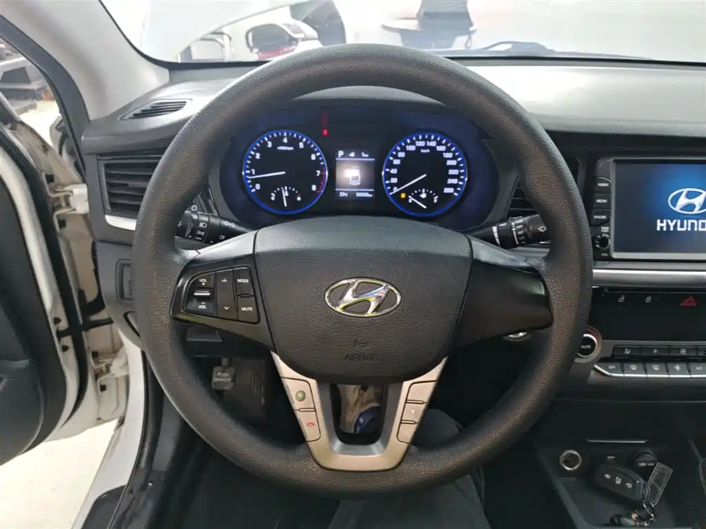 Hyundai Mistra 2017 — фото 11