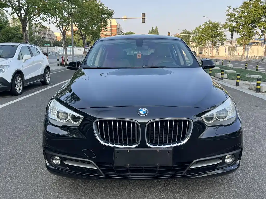 BMW 5 Series GT 2014 — фото 2