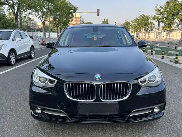 BMW 5 Series GT 2014