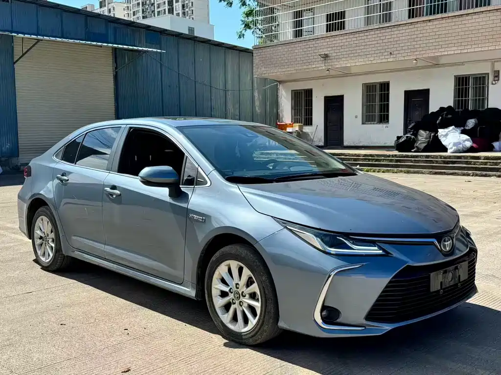 Toyota Corolla 2020 — фото 3