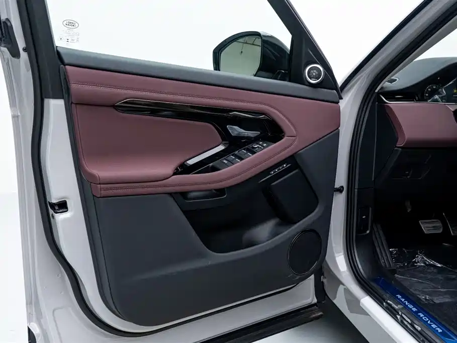 Land Rover Evoque 2026 — фото 16