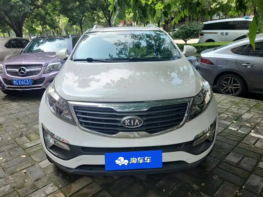 Kia Sportage 2012 — фото 2