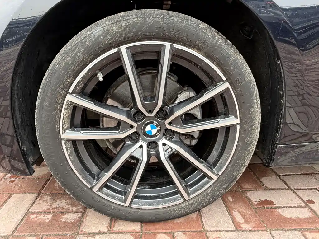 BMW 3 Series 2023 — фото 14