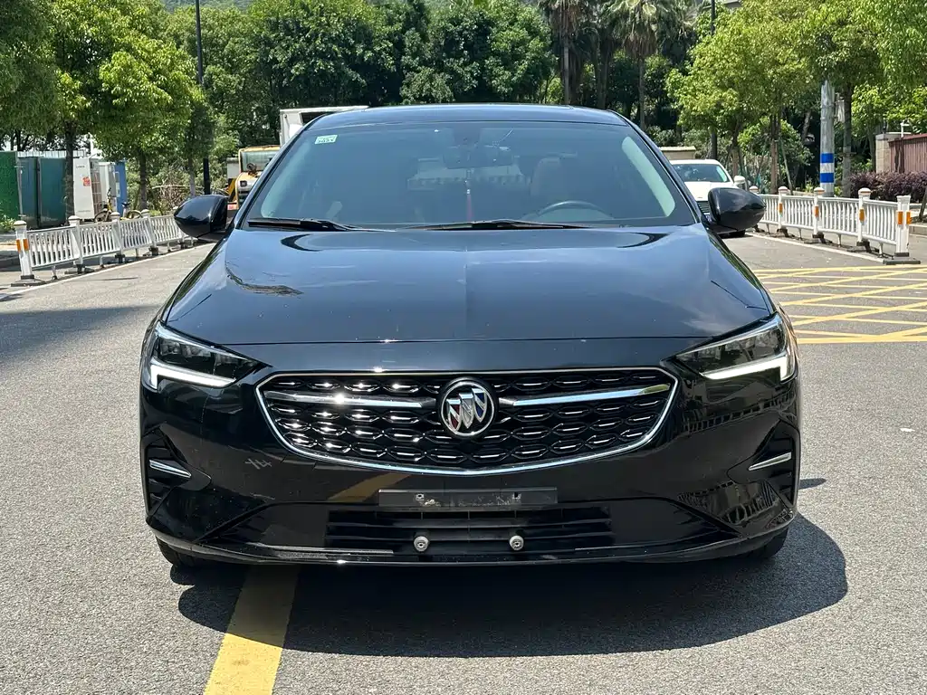 Buick Regal 2021 — фото 2