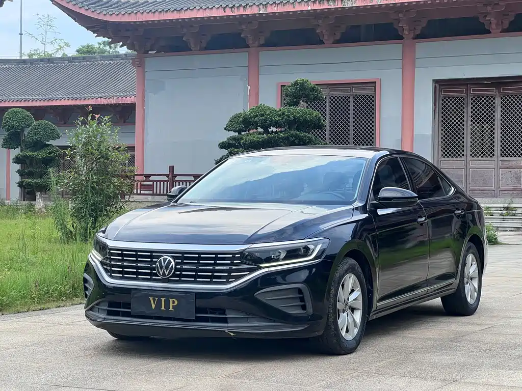 Volkswagen Passat 2022