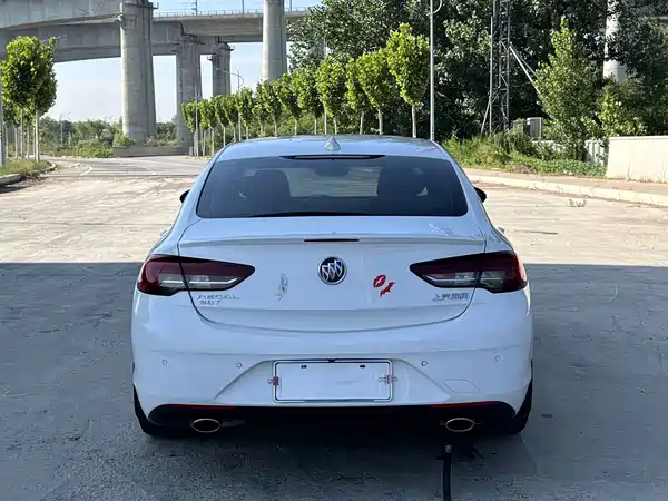 Buick Regal 2018