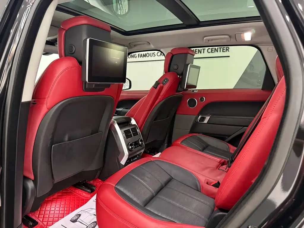 Land Rover Sport 2020 — фото 24