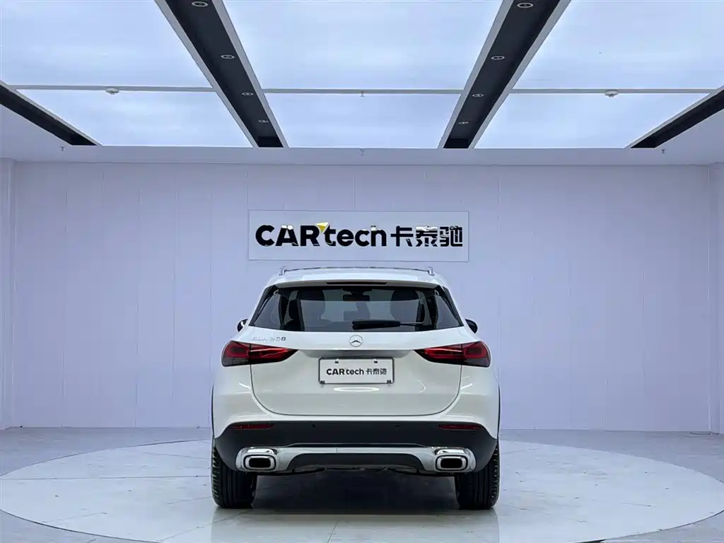 Mercedes-Benz GLA 2020