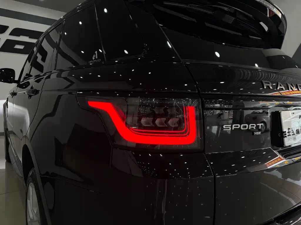 Land Rover Sport 2020 — фото 26