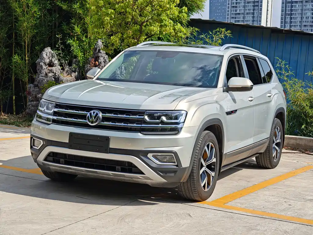 Volkswagen Teramont 2017 — фото 1