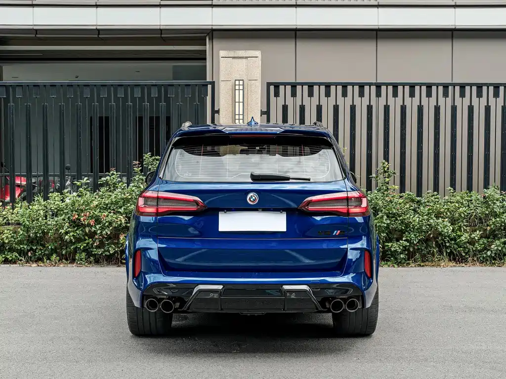 BMW X5 M 2023 — фото 5