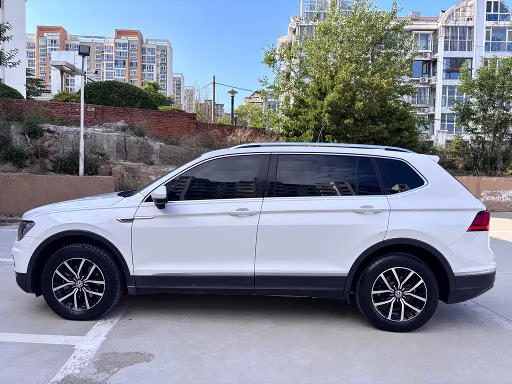Volkswagen Tiguan L 2019 — фото 6