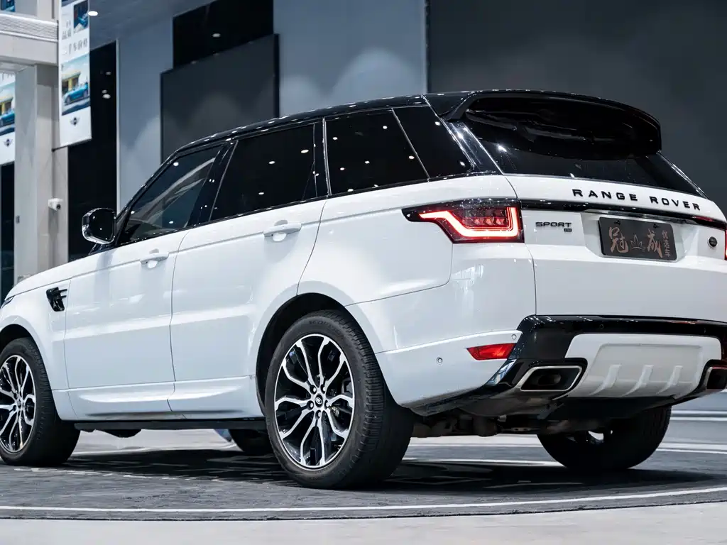 Land Rover Sport 2021 — фото 4