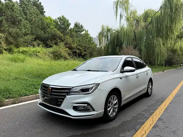 Roewe i5 2019