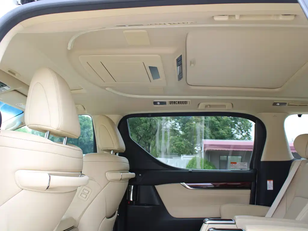 Toyota Alphard 2016 — фото 10