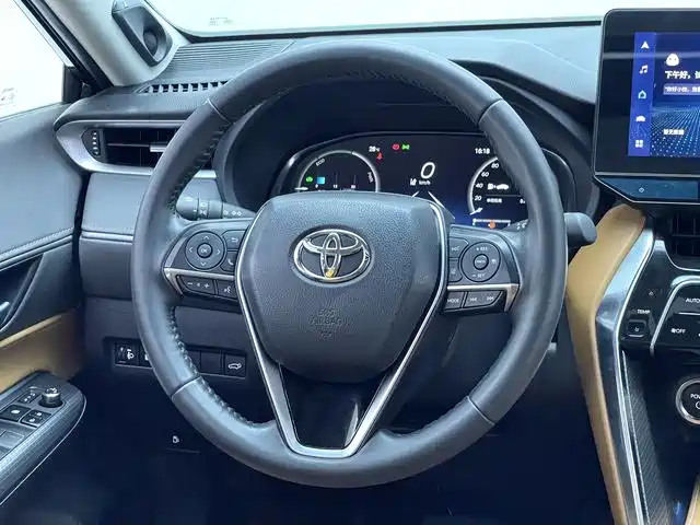Toyota Venza 2024 — фото 11