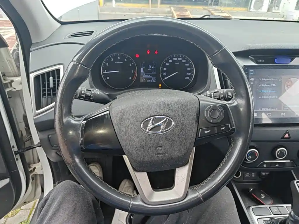 Hyundai ix25 2015 — фото 11