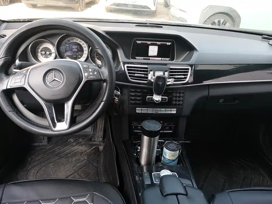 Mercedes-Benz E-Class 2014 — фото 12