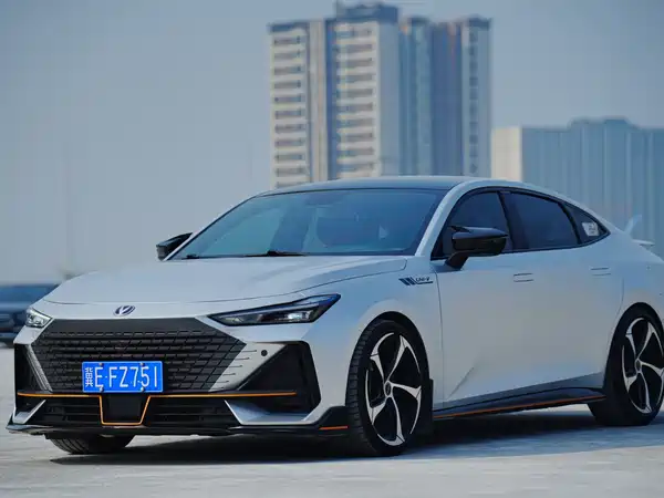 Changan UNI-V 2022