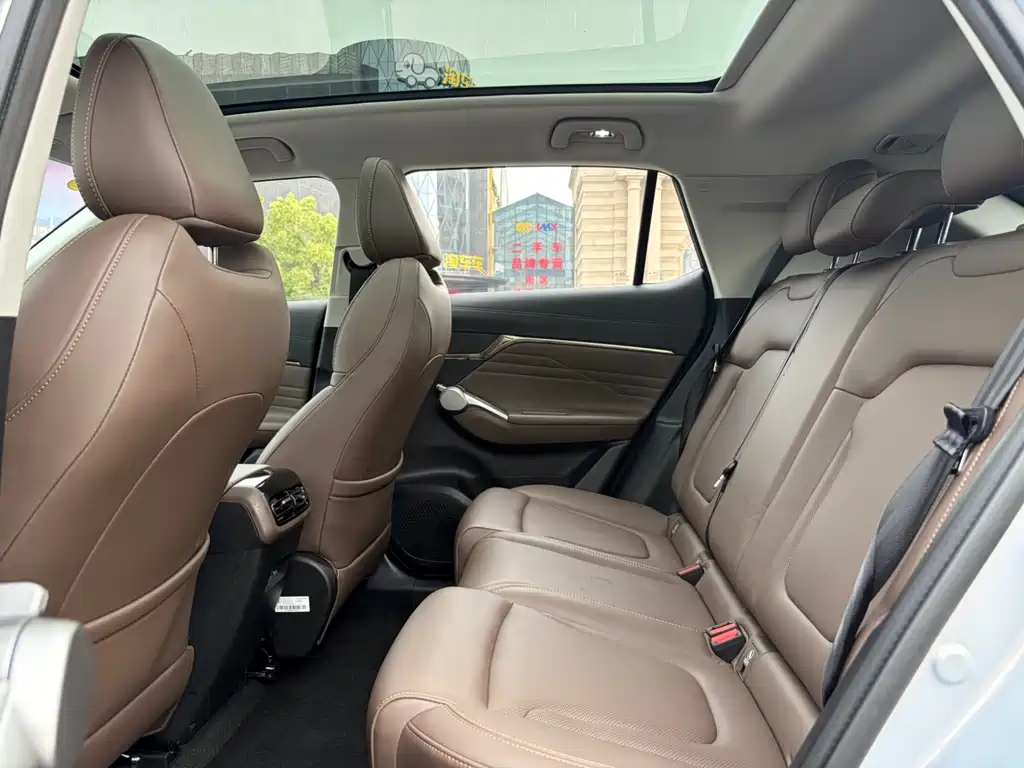 GAC Motor Trumpchi GS4 2024 — фото 13
