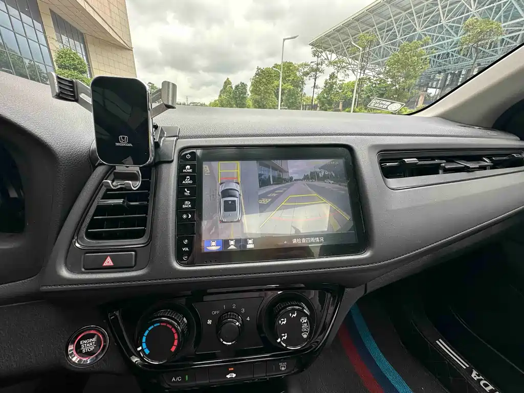 Honda Vezel 2020 — фото 13