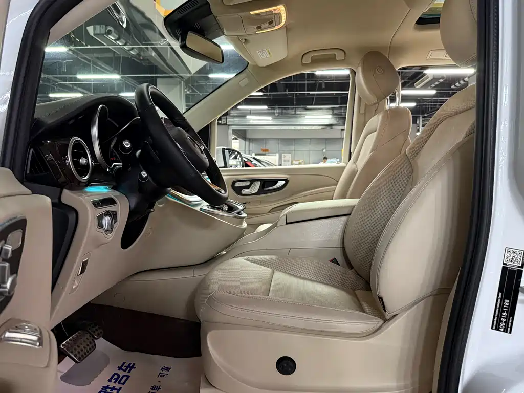 Mercedes-Benz V-Class 2018 — фото 8