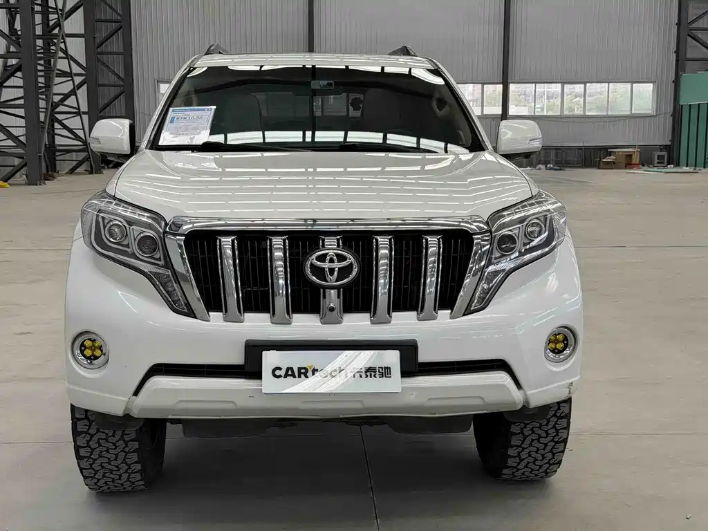 Toyota Prado 2017 — фото 2