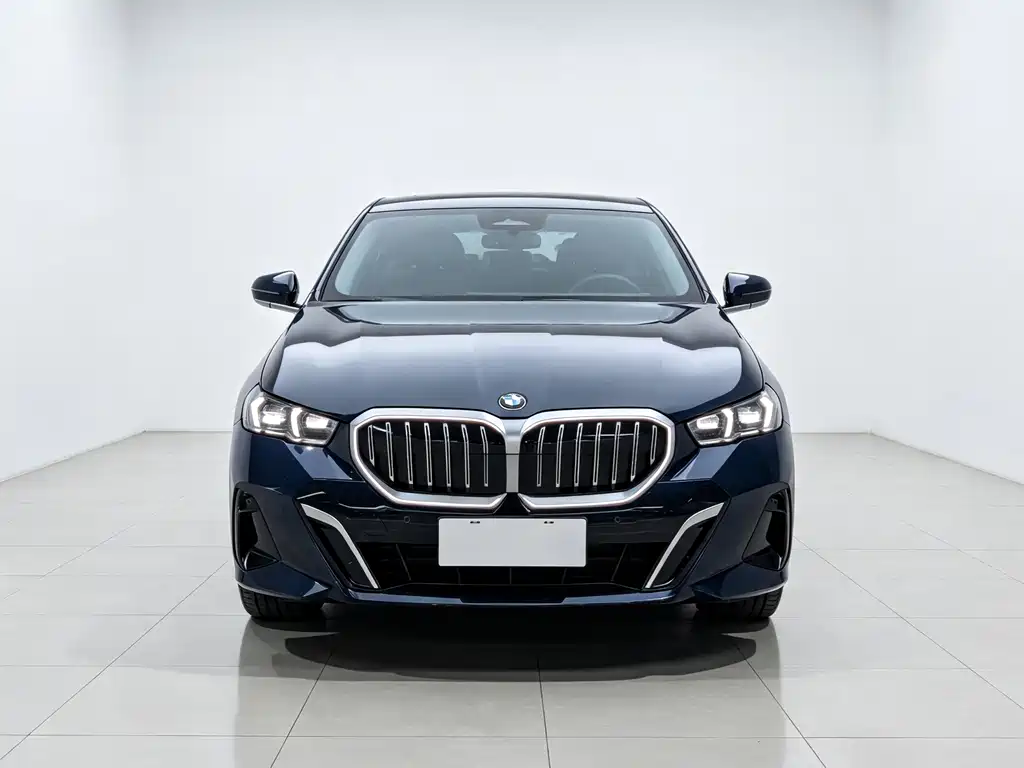 BMW 5 Series 2025