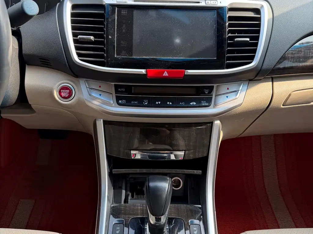 Honda Accord 2015 — фото 7