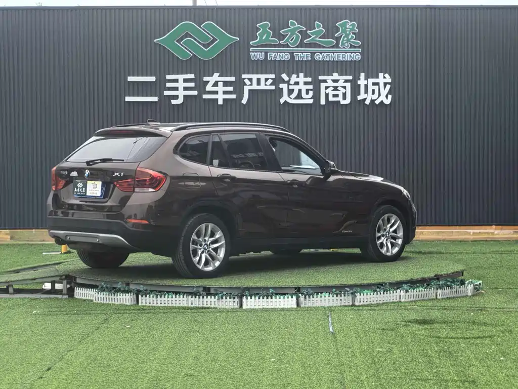 BMW X1 2014 — фото 19