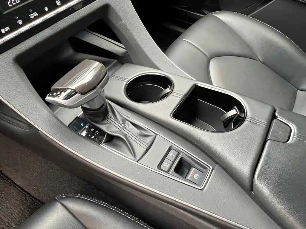 Toyota Avalon 2021 — фото 19