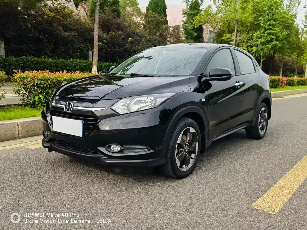 Honda Vezel 2016