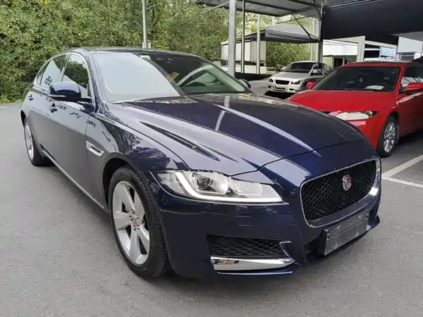Jaguar XFL 2019