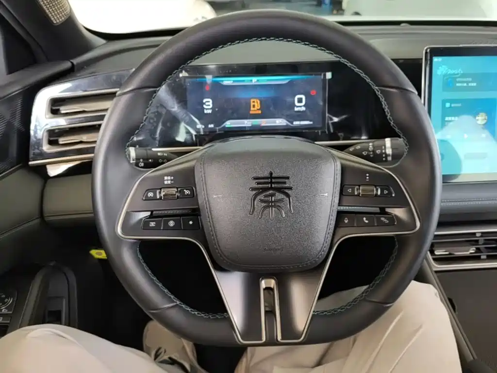 BYD Qin L 2025 — фото 11
