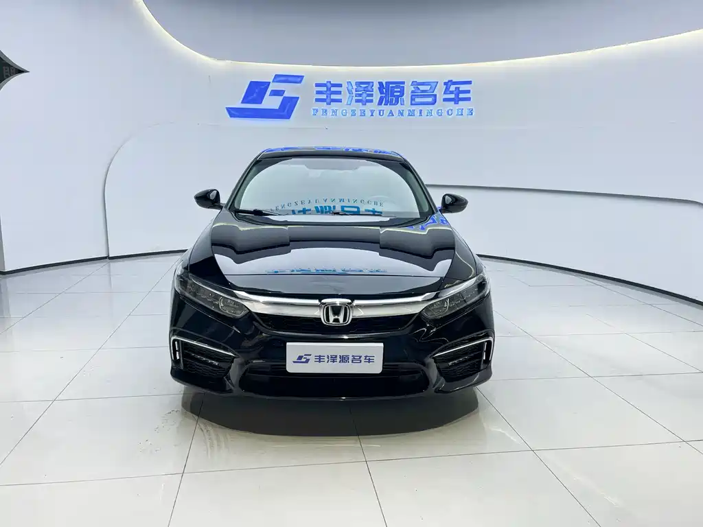 Honda Inspire 2021 — фото 3