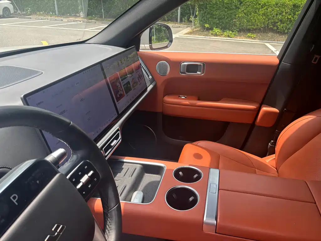 Li Auto L6 2024 — фото 7