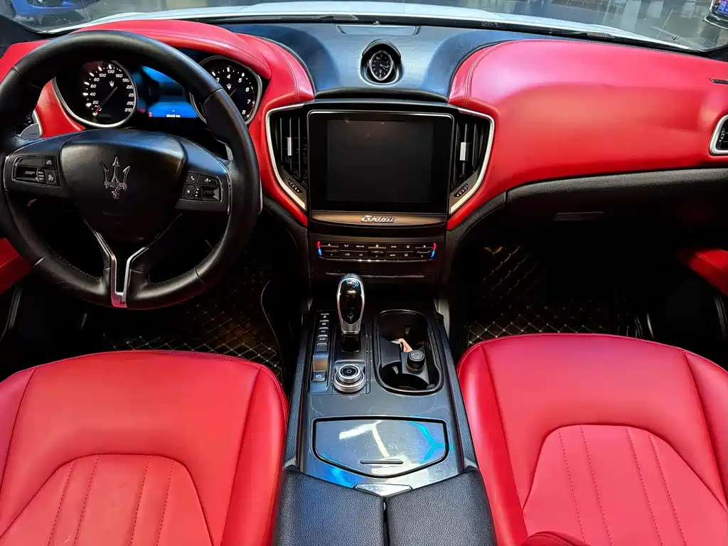 Maserati Ghibli 2018 — фото 5