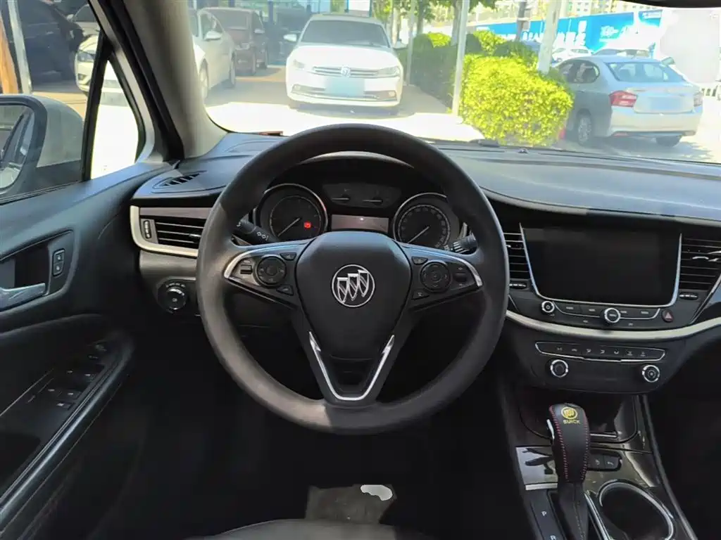 Buick Verano 2018 — фото 11